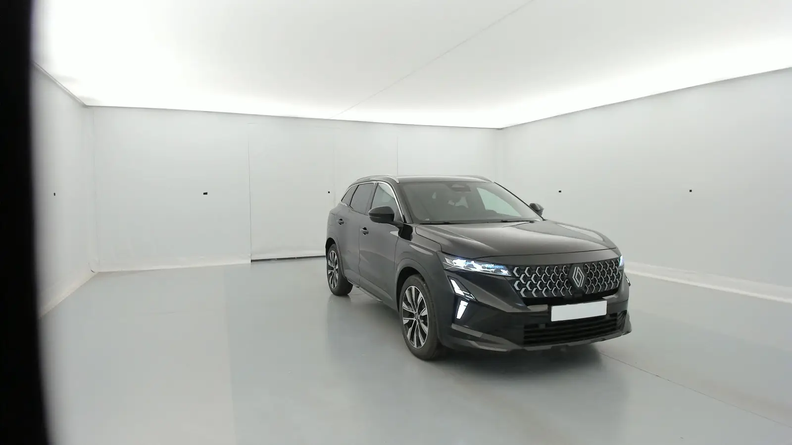 Renault Austral Techno full hybrid E-Tech 200 ch — fotografia mașinii